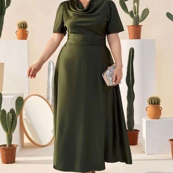 green emerald velvet dress SHEIN VCAY Polka Dot Print Belted Wrap Dress, M1511879, Army Green, S : Buy  Online at Best Price in KSA